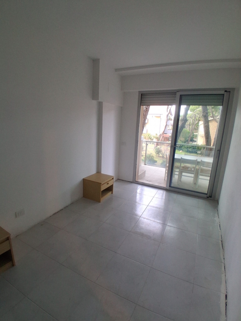 appartamento  bilocale con ampio terrazzo e posto auto — foto 2