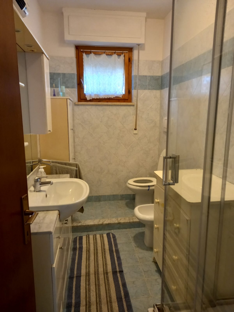TRILOCALE ZONA TOMBOLO CON POSTO AUTO RIF. T23 — foto 8