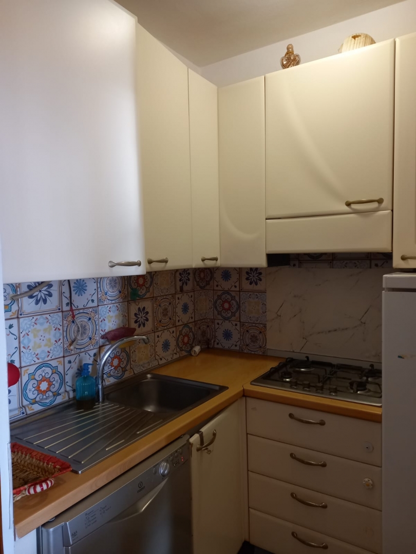 TRILOCALE ZONA TOMBOLO CON POSTO AUTO RIF. T23 — foto 4